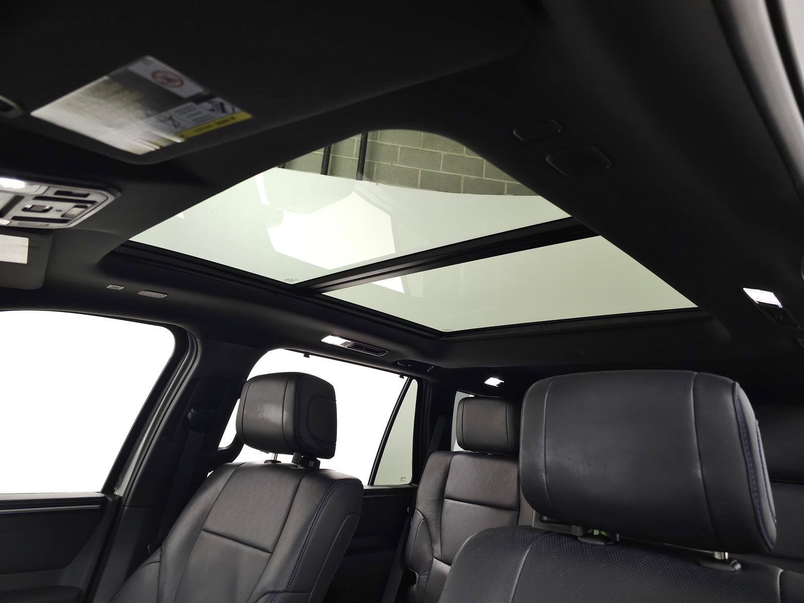 Used 2025 Toyota Sequoia Platinum image 20