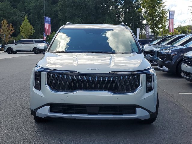 New 2027 Kia Carnival EX FWD image 2