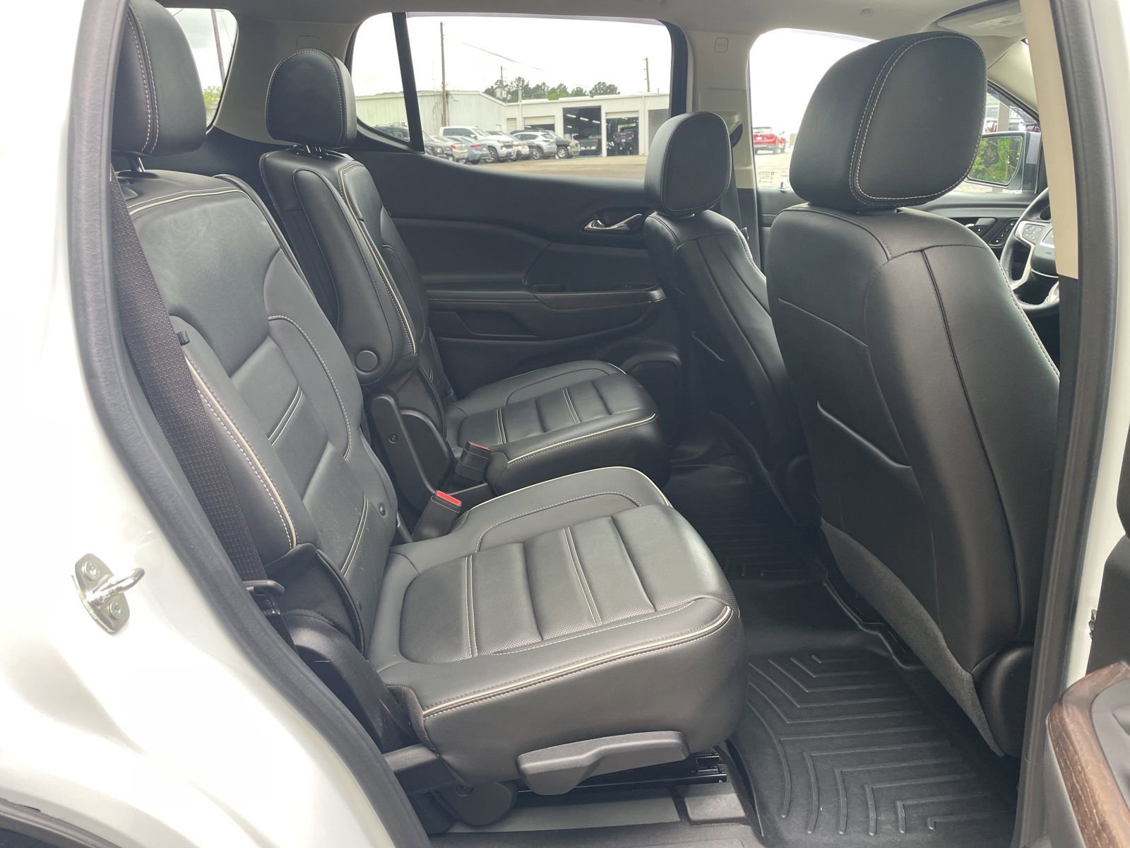 Used 2023 GMC Acadia Denali w/ Denali Ultimate Package image 28