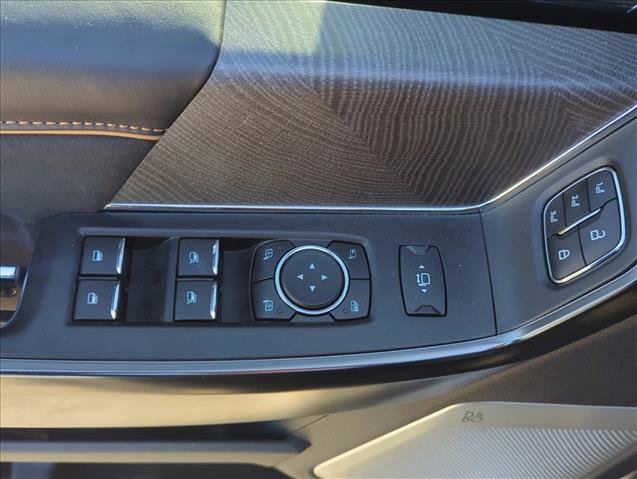 Used 2024 Ford F350 Platinum AWD/4WD image 7