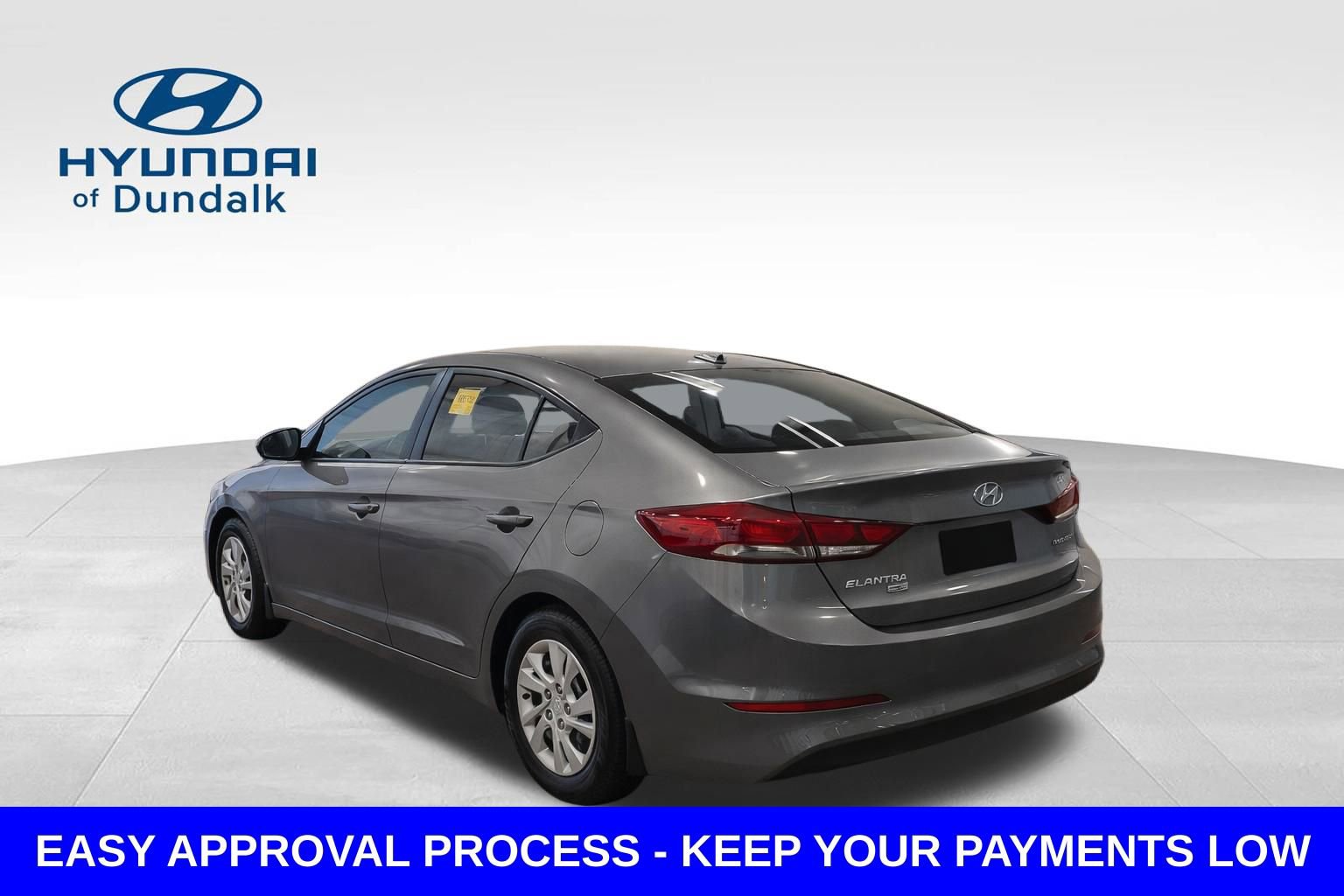 Used 2018 Hyundai Elantra SE w/ SE Connectivity Package 04 image 2
