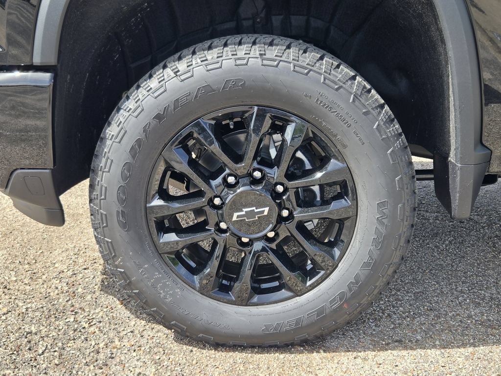 New 2026 Chevrolet Silverado 2500 Custom w/ Custom Value Package AWD/4WD image 14