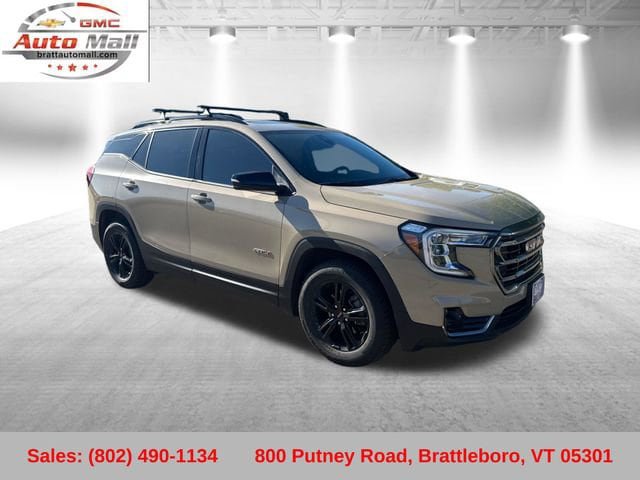 Used 2023 GMC Terrain AT4 AWD/4WD image 9