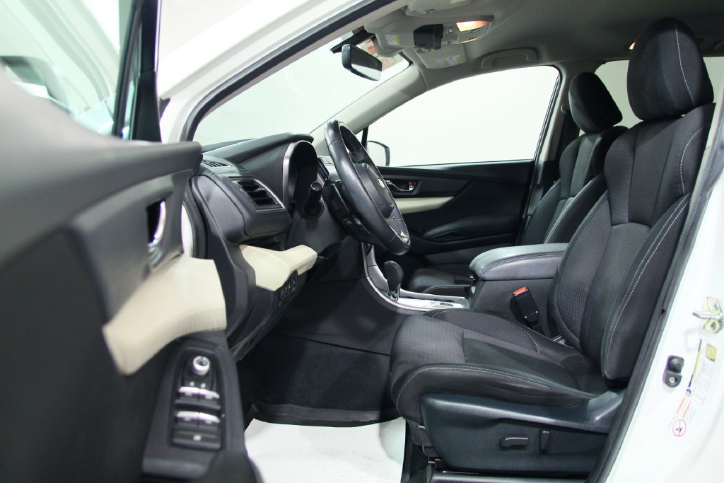 Used 2020 Subaru Ascent Premium w/ Convenience Package AWD/4WD image 4