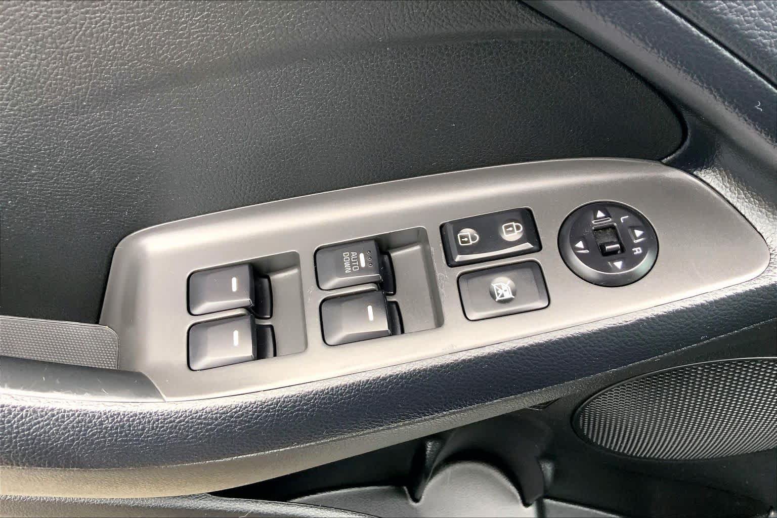 Used 2017 Kia Forte LX FWD image 36