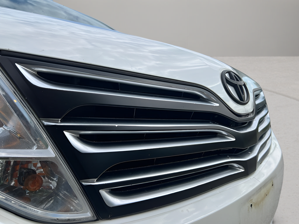 Used 2010 Toyota Venza AWD image 31