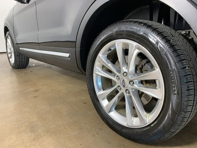 Used 2019 Ford Explorer Limited w/ Class III Trailer Tow Package AWD/4WD image 18