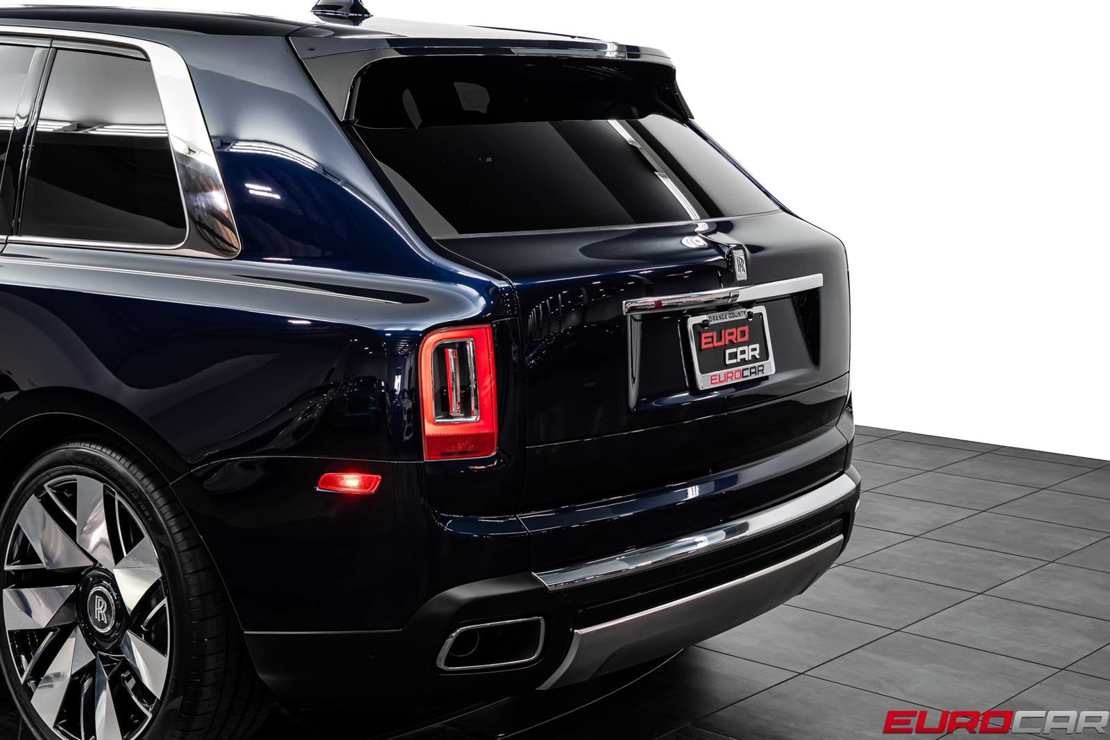 Used 2019 Rolls-Royce Cullinan AWD/4WD image 17
