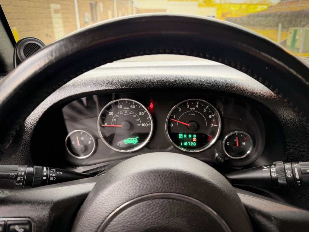 Used 2013 Jeep Wrangler Unlimited Sahara w/ Connectivity Group image 14