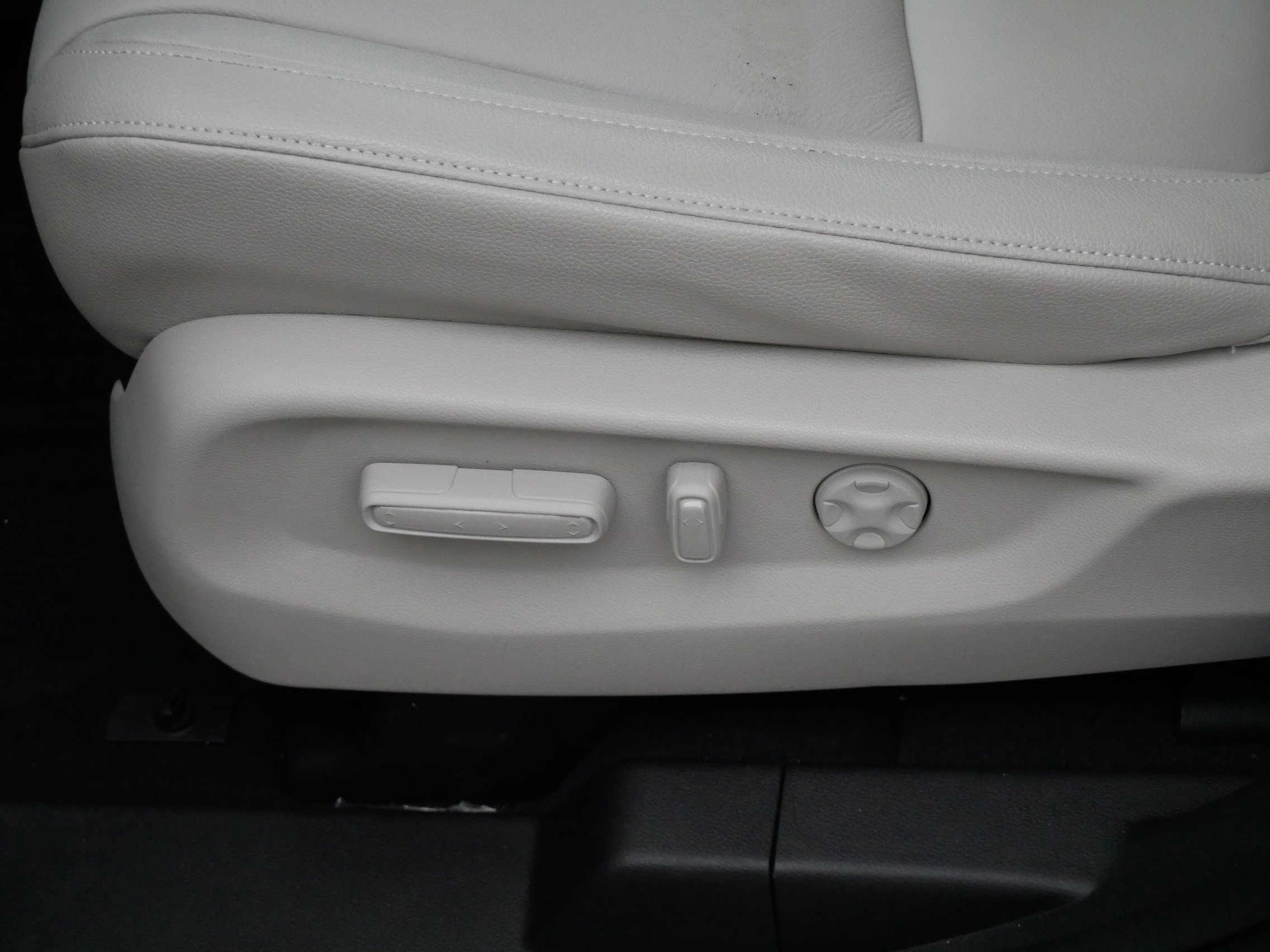 Certified 2026 Honda Odyssey EX-L image 20