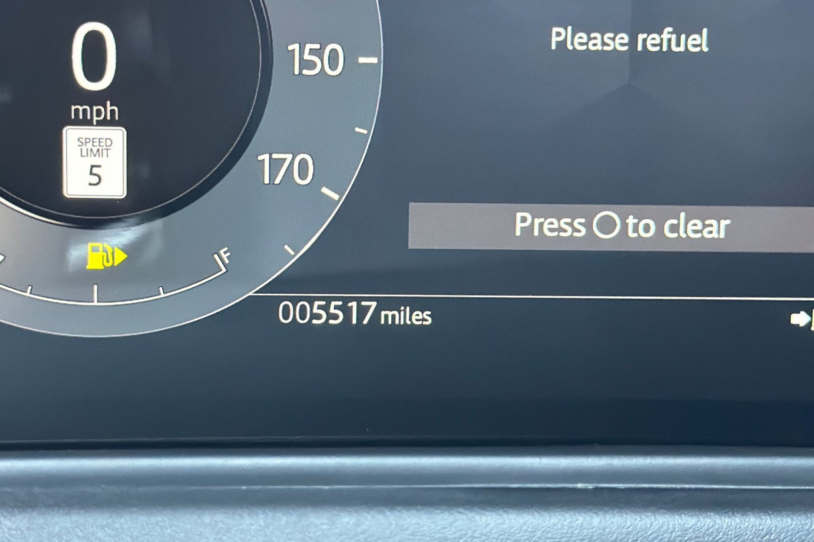 Used 2026 Land Rover Range Rover Velar Dynamic SE AWD/4WD image 24