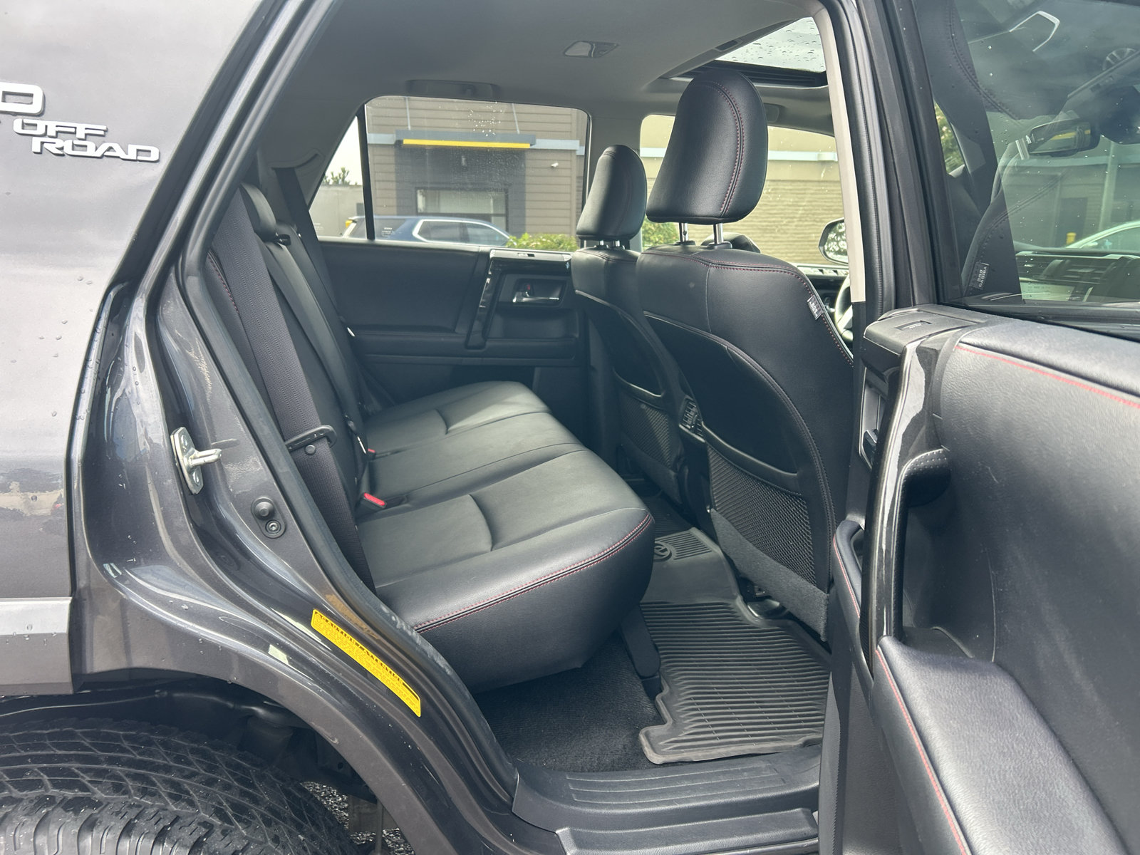 Used 2022 Toyota 4Runner TRD Off-Road Premium w/ Moonroof Package AWD/4WD image 27