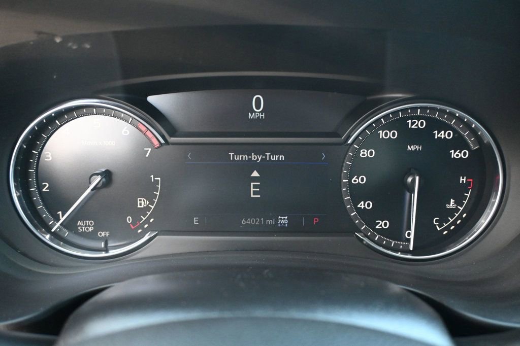 Used 2022 Cadillac XT4 Premium Luxury w/ Safety Alert Package image 10