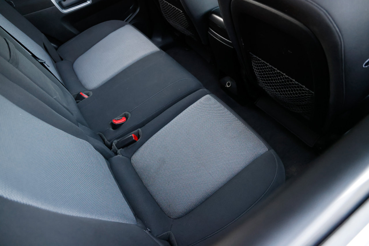 Used 2012 Chevrolet Captiva Sport LT image 12