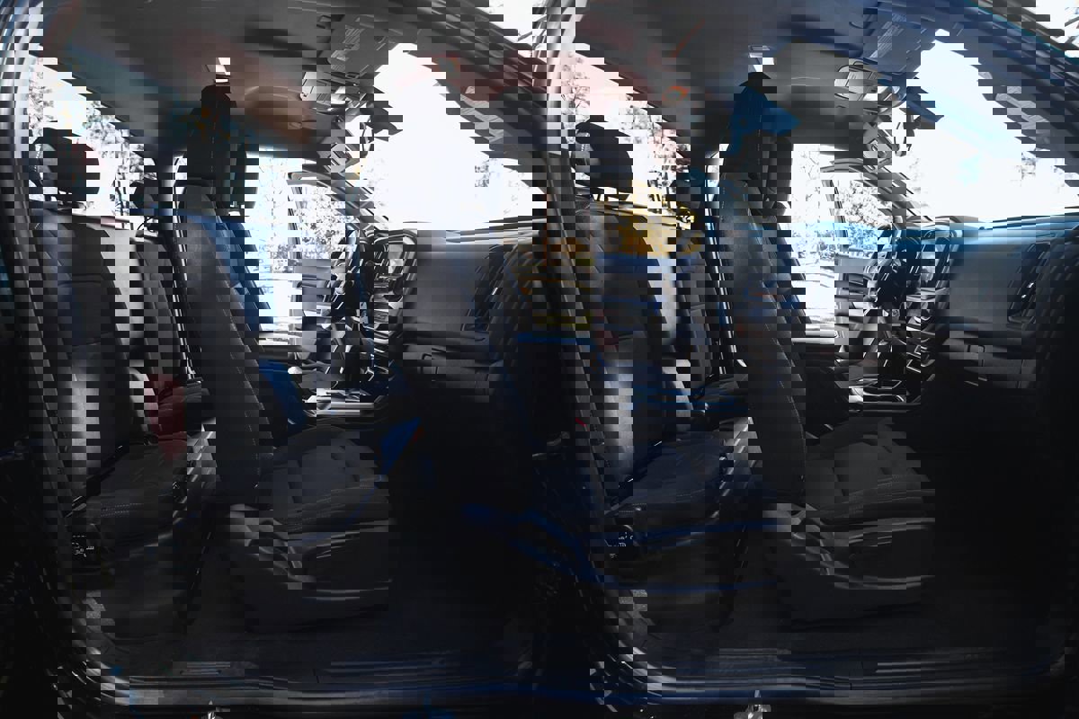 Used 2019 Chevrolet Colorado LT image 15