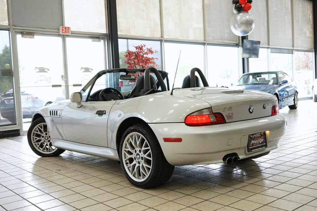 Used 2001 BMW Z3 3.0i RWD image 8