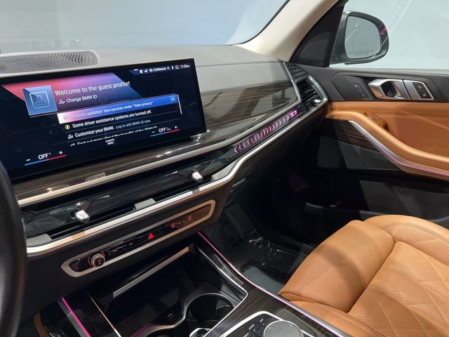 Used 2023 BMW X7 xDrive40i AWD/4WD image 23