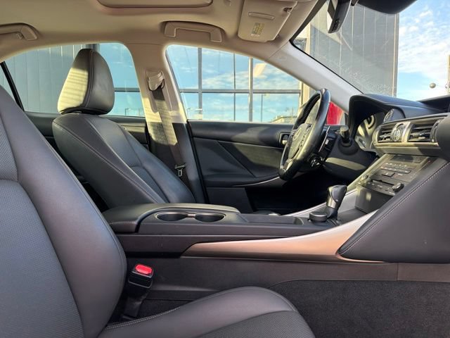 Used 2019 Lexus IS 300 w/ Accessory Package 2 RWD image 9