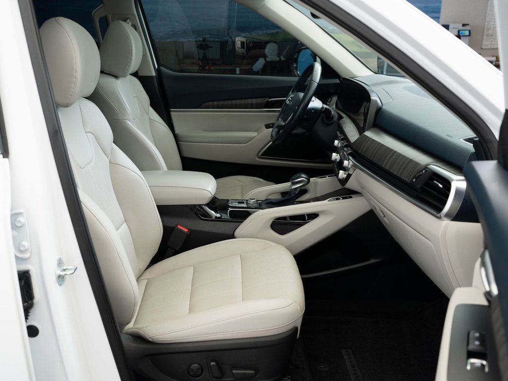 Used 2023 Kia Telluride SX image 21