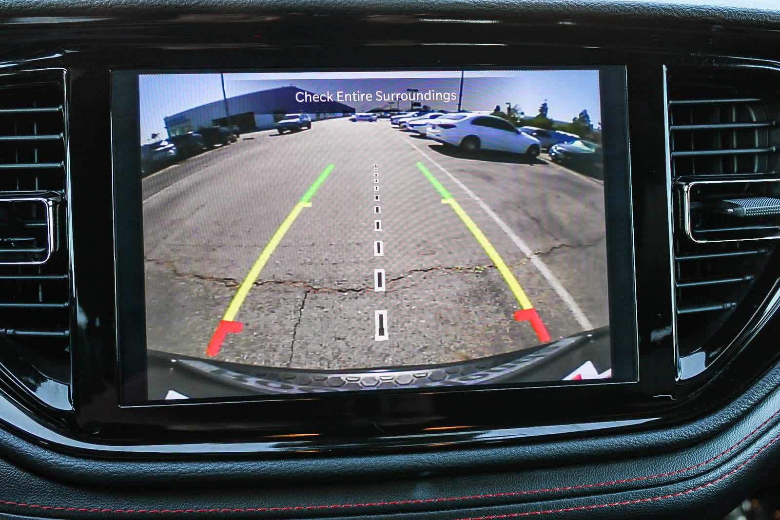 Used 2025 Dodge Durango GT AWD/4WD image 24