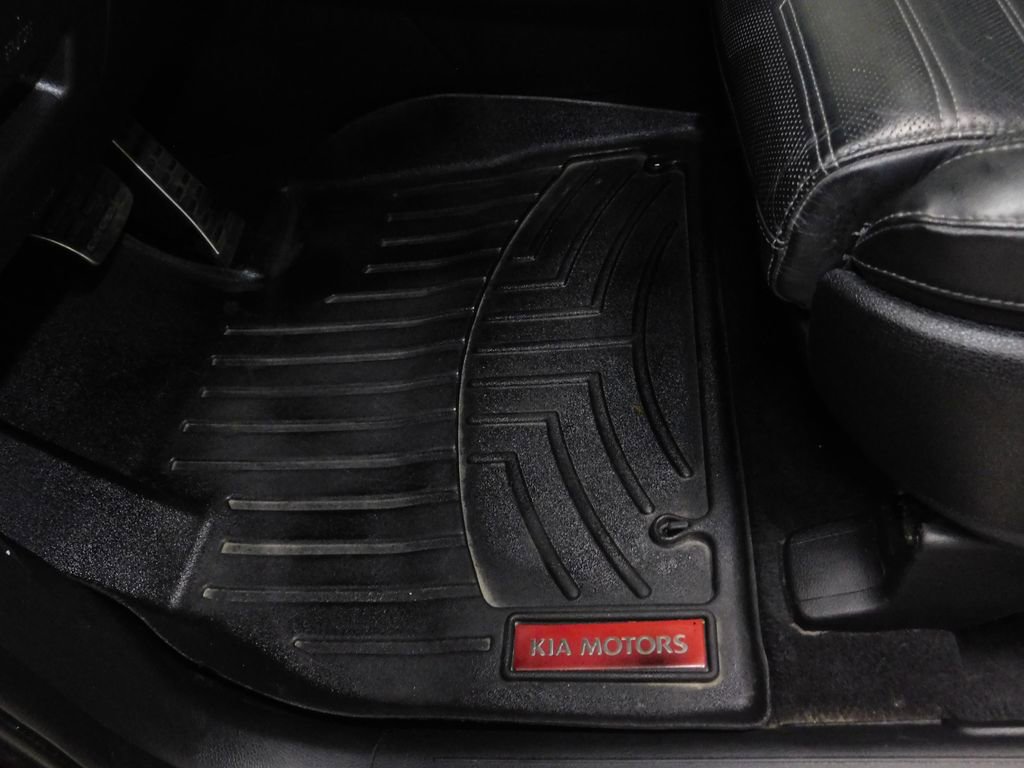 Used 2023 Kia Telluride SX X-Line image 30