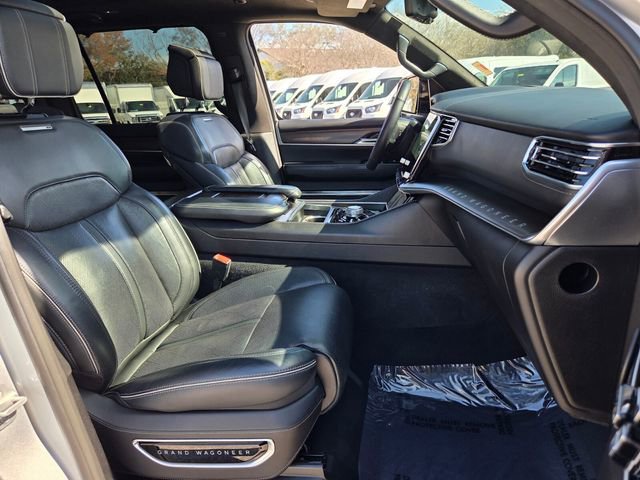 Used 2023 Jeep Grand Wagoneer Series II w/ Flexible Seating Group image 19