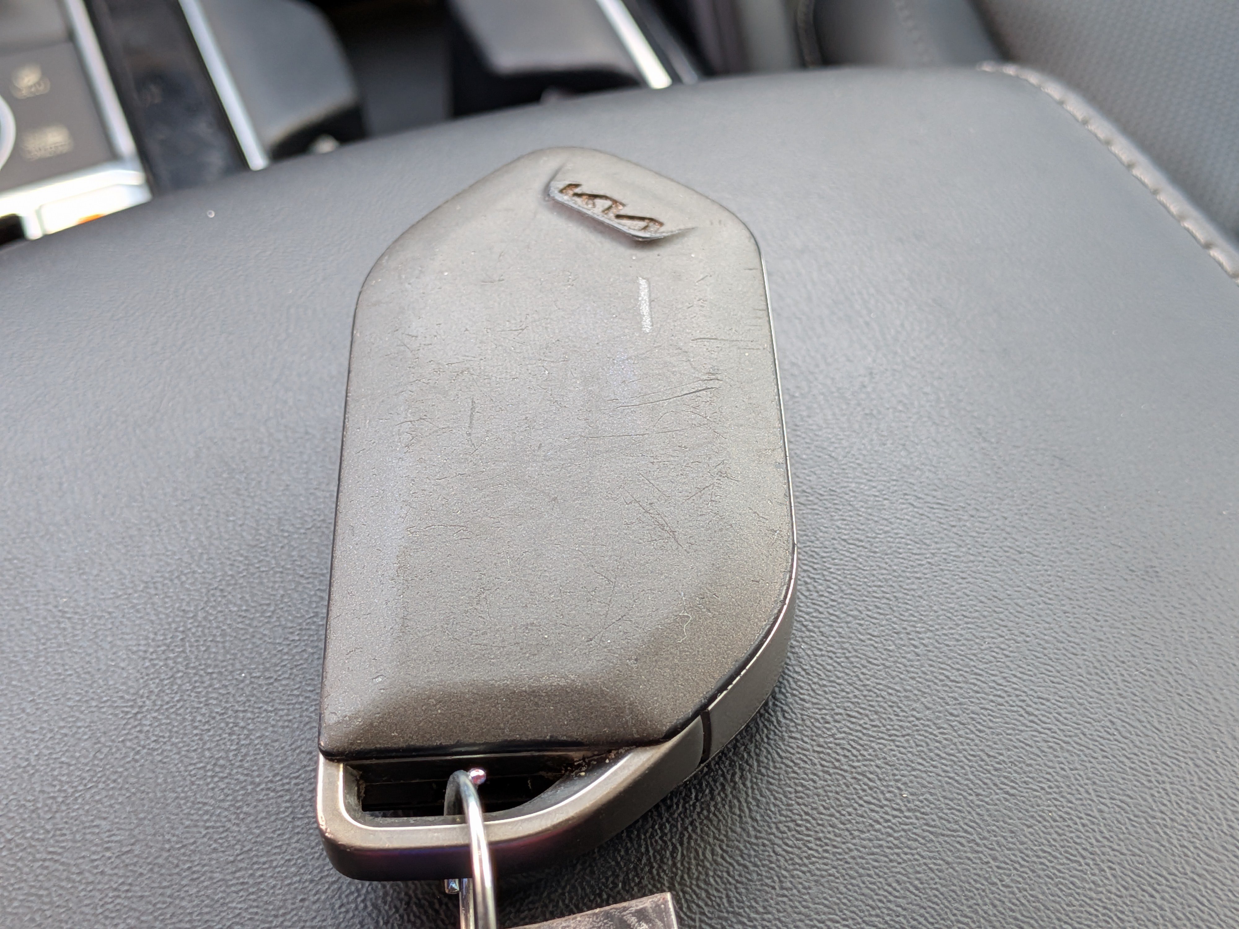 Used 2025 Kia Telluride S AWD/4WD image 37