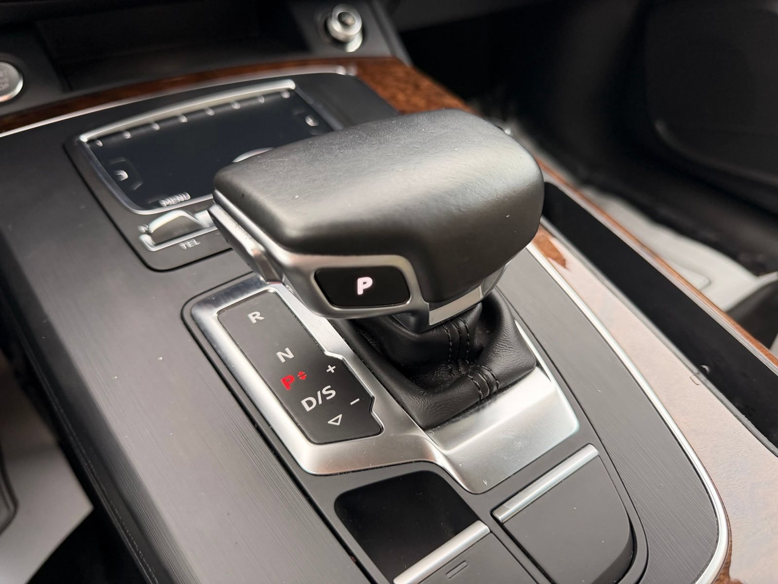 Used 2018 Audi Q5 Prestige w/ Premium Plus Package AWD/4WD image 26