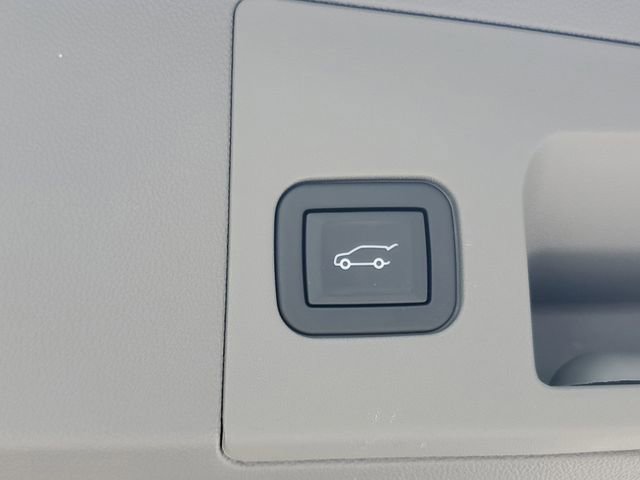 Certified 2024 Cadillac XT5 Premium Luxury w/ Technology Package FWD image 10