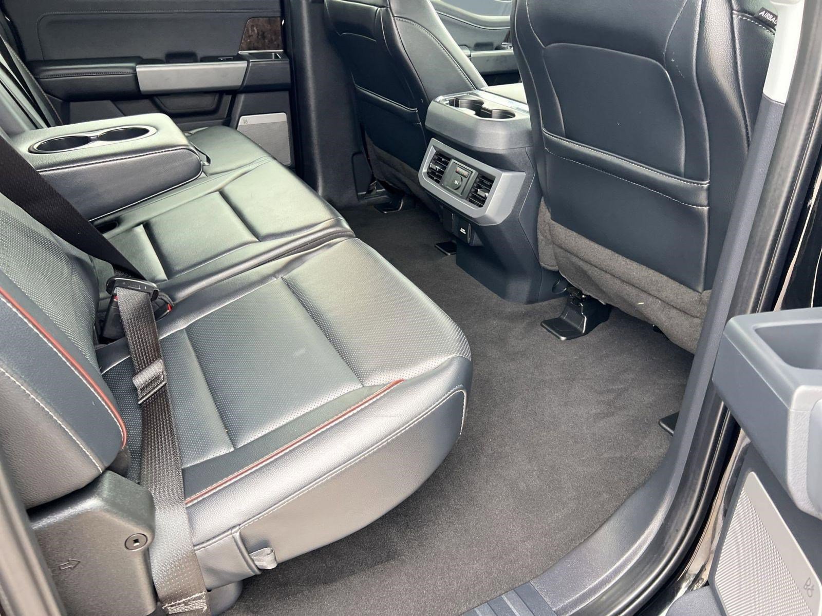 Used 2024 Ford F250 Lariat w/ Lariat Ultimate Package image 30