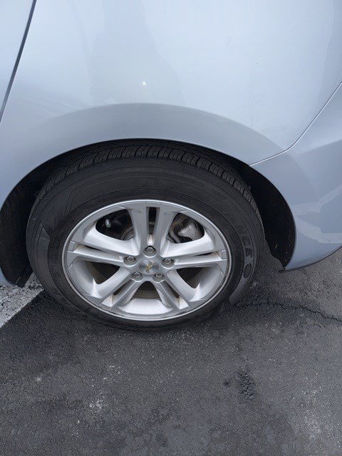 Used 2017 Chevrolet Cruze LT image 11