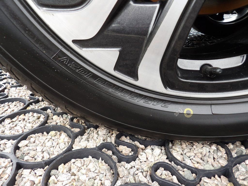 Used 2023 Subaru Ascent Limited w/ Technology Package image 25