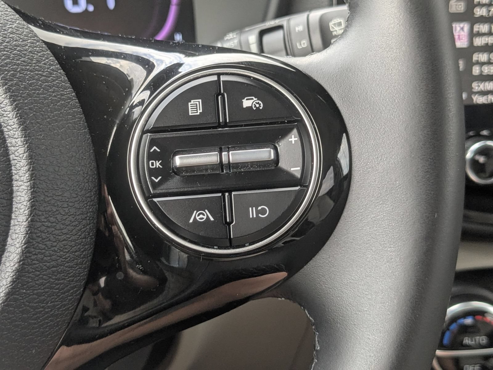 Used 2025 Kia Soul EX FWD image 18