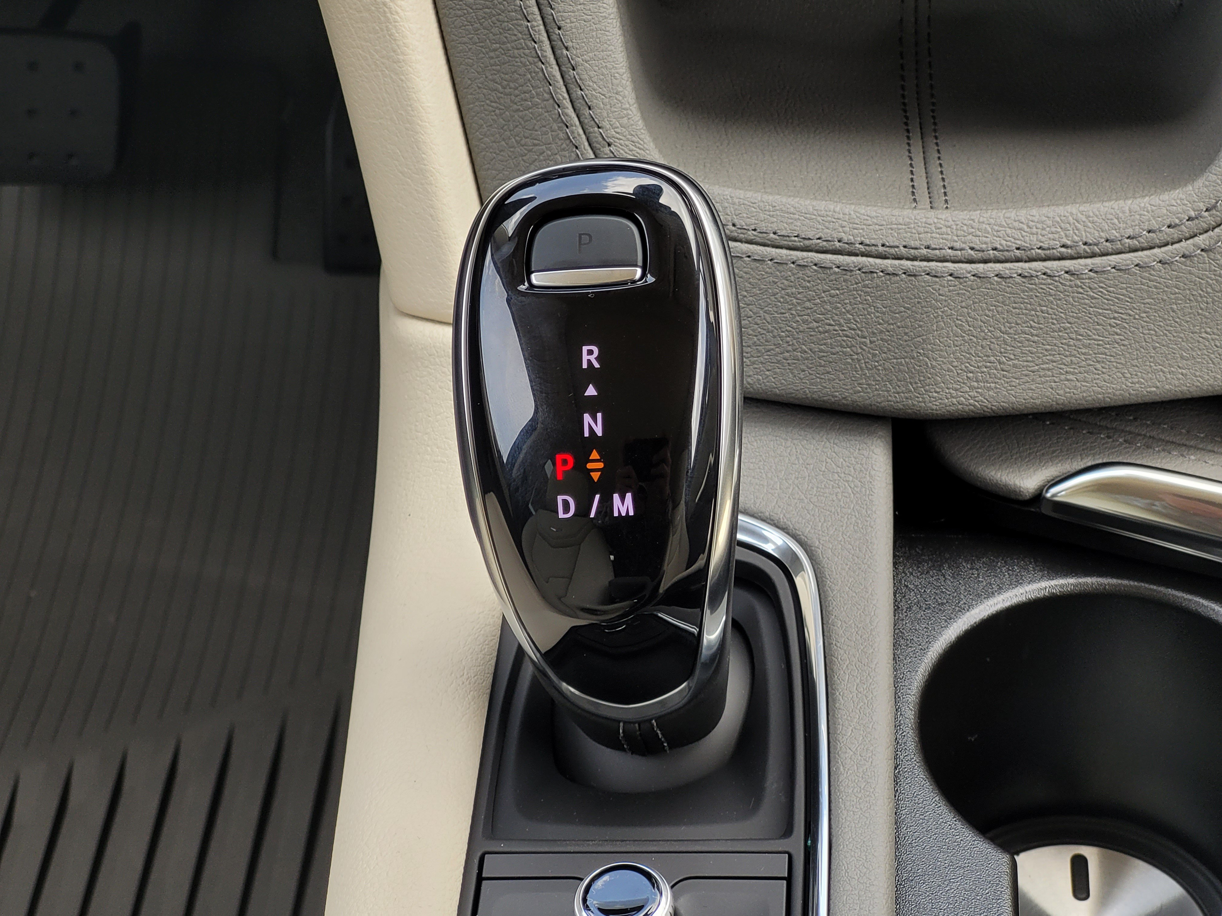 New 2026 Cadillac XT5 Premium Luxury w/ Driver Assist Package FWD image 16