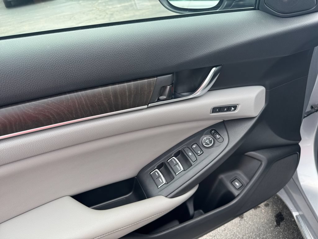 Certified 2019 Honda Accord EX-L image 21