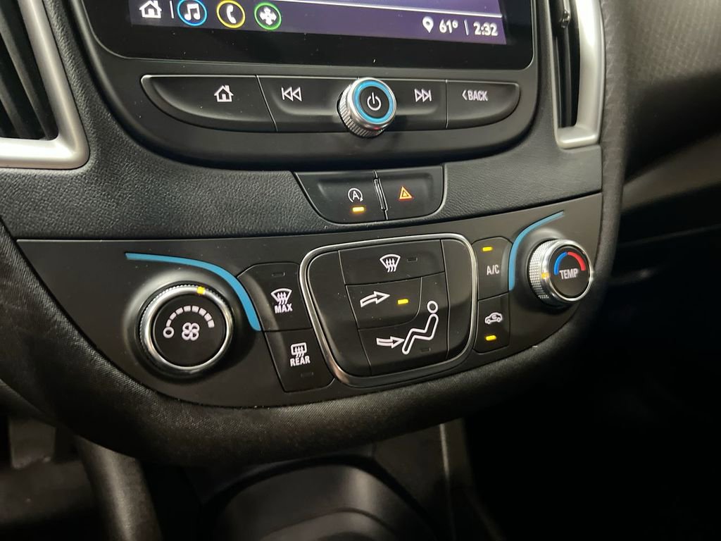 Used 2021 Chevrolet Malibu RS image 16