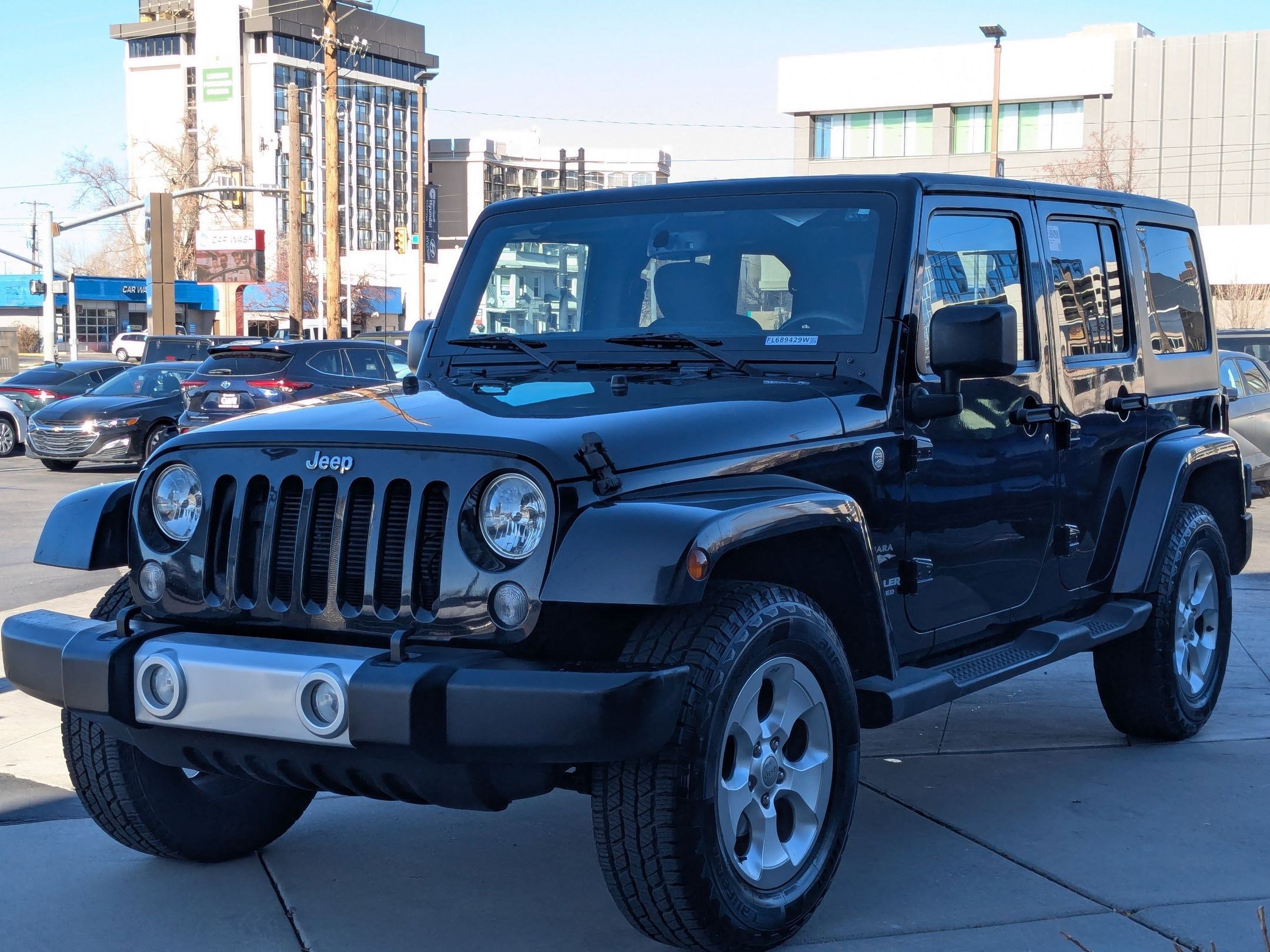 Used 2015 Jeep Wrangler Unlimited Sahara w/ Connectivity Group image 9