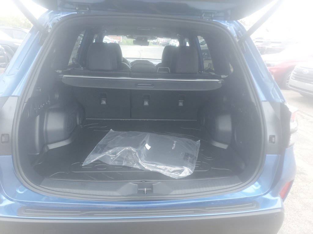New 2026 Subaru Forester Touring AWD/4WD image 13