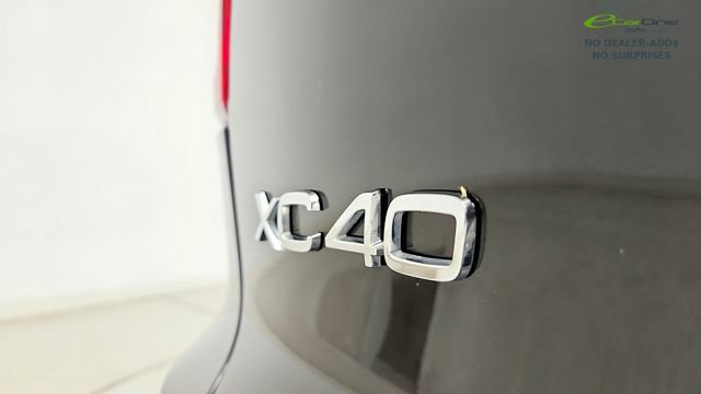 Used 2024 Volvo XC40 B5 Plus w/ Protection Package Premier AWD/4WD image 34