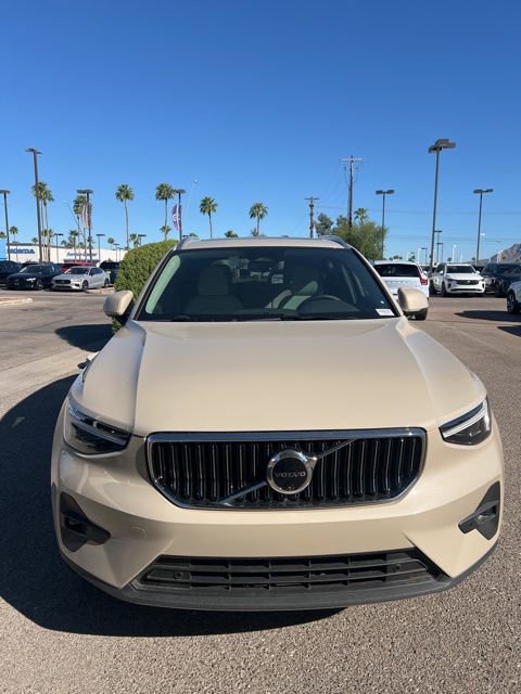 New 2025 Volvo XC40 B5 Ultra w/ Protection Package Premier