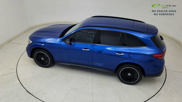 Used 2025 Mercedes-Benz GLC 350e 4MATIC w/ AMG Line image 84