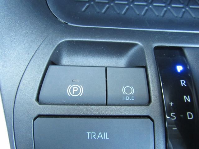 Used 2025 Toyota RAV4 LE image 40