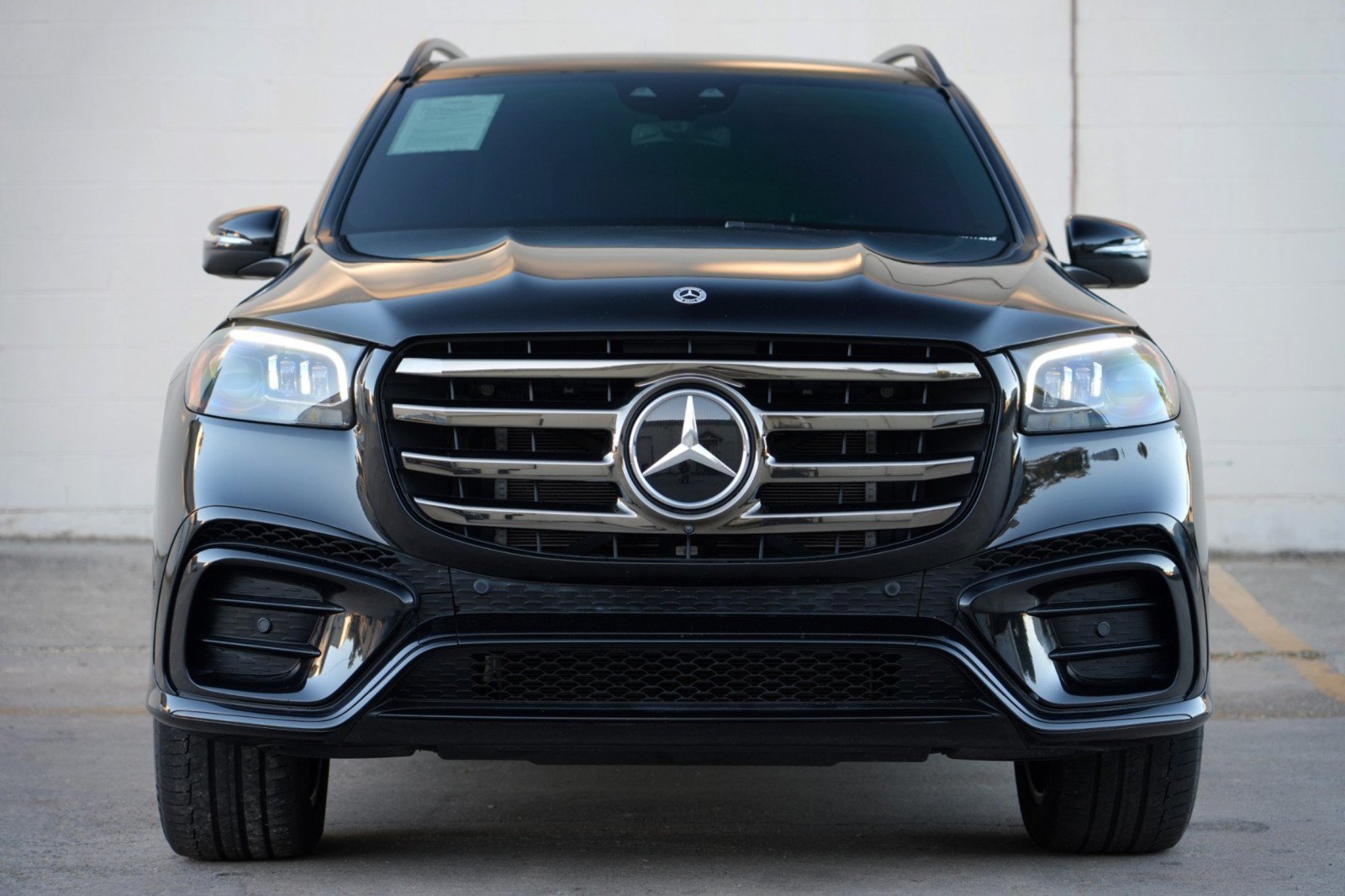 Used 2025 Mercedes-Benz GLS 580 4MATIC image 7