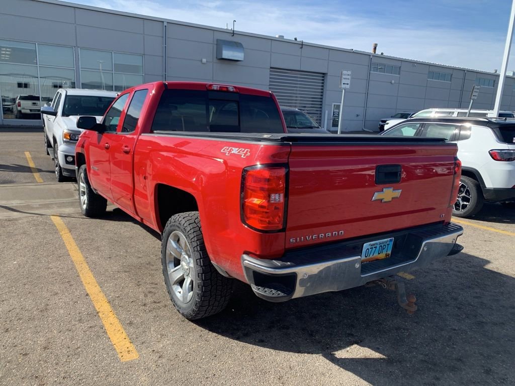 Used 2015 Chevrolet Silverado 1500 LT w/ LT Convenience Package image 8