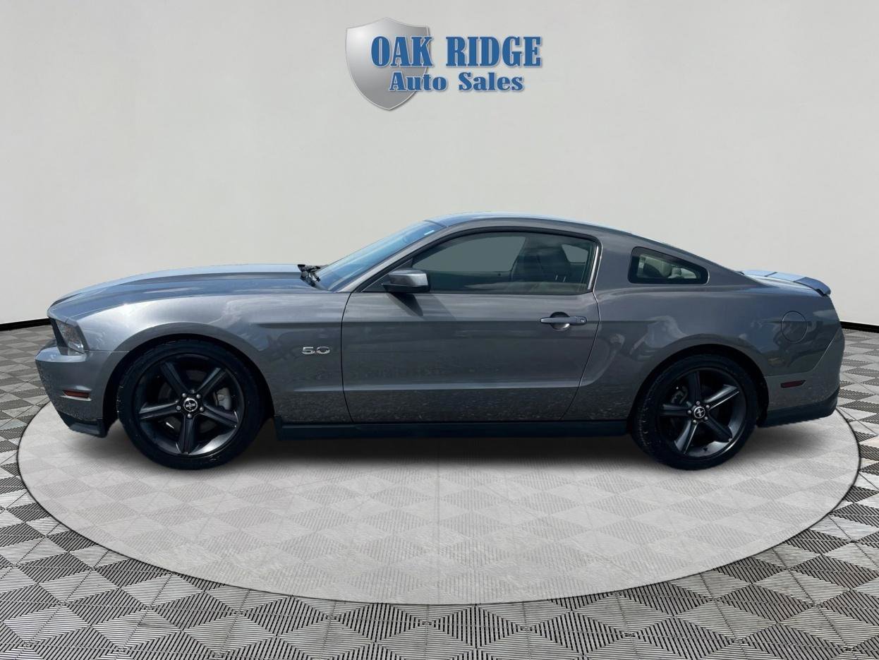 Used 2011 Ford Mustang GT Premium w/ Security Pkg RWD image 8