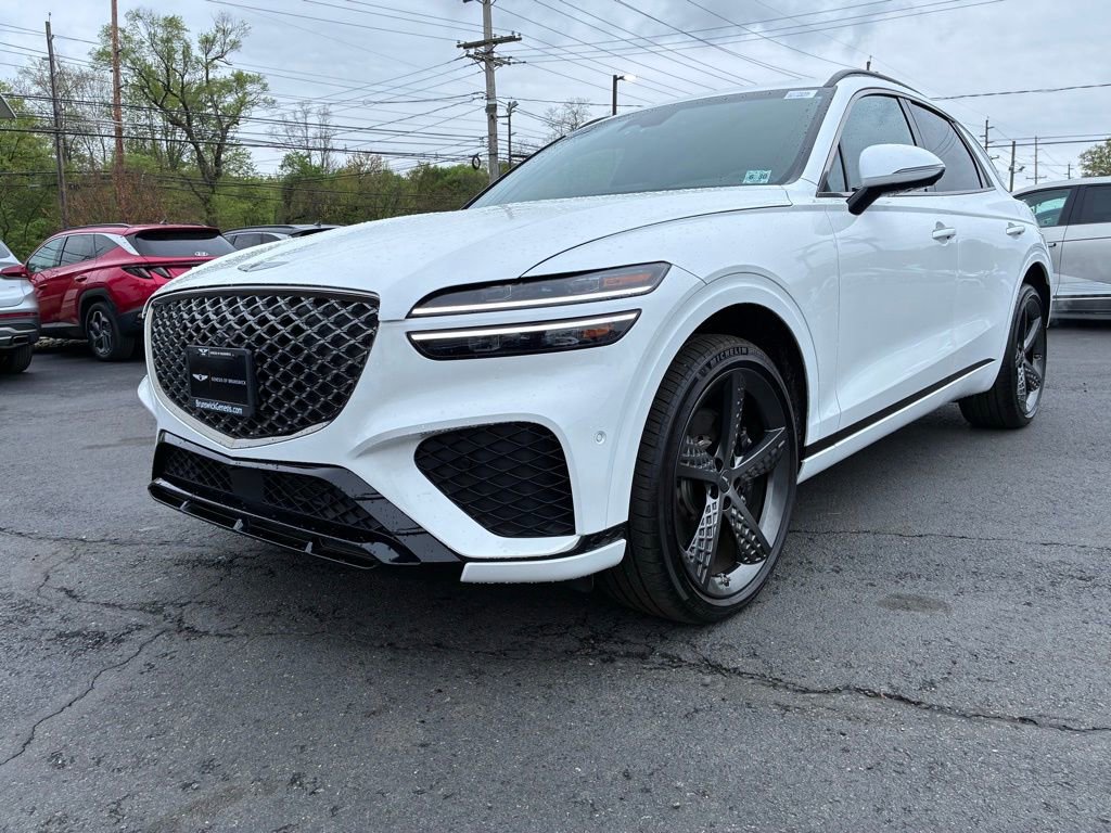 Used 2025 Genesis GV70 3.5T Sport w/ Sport Advanced Package AWD/4WD image 3