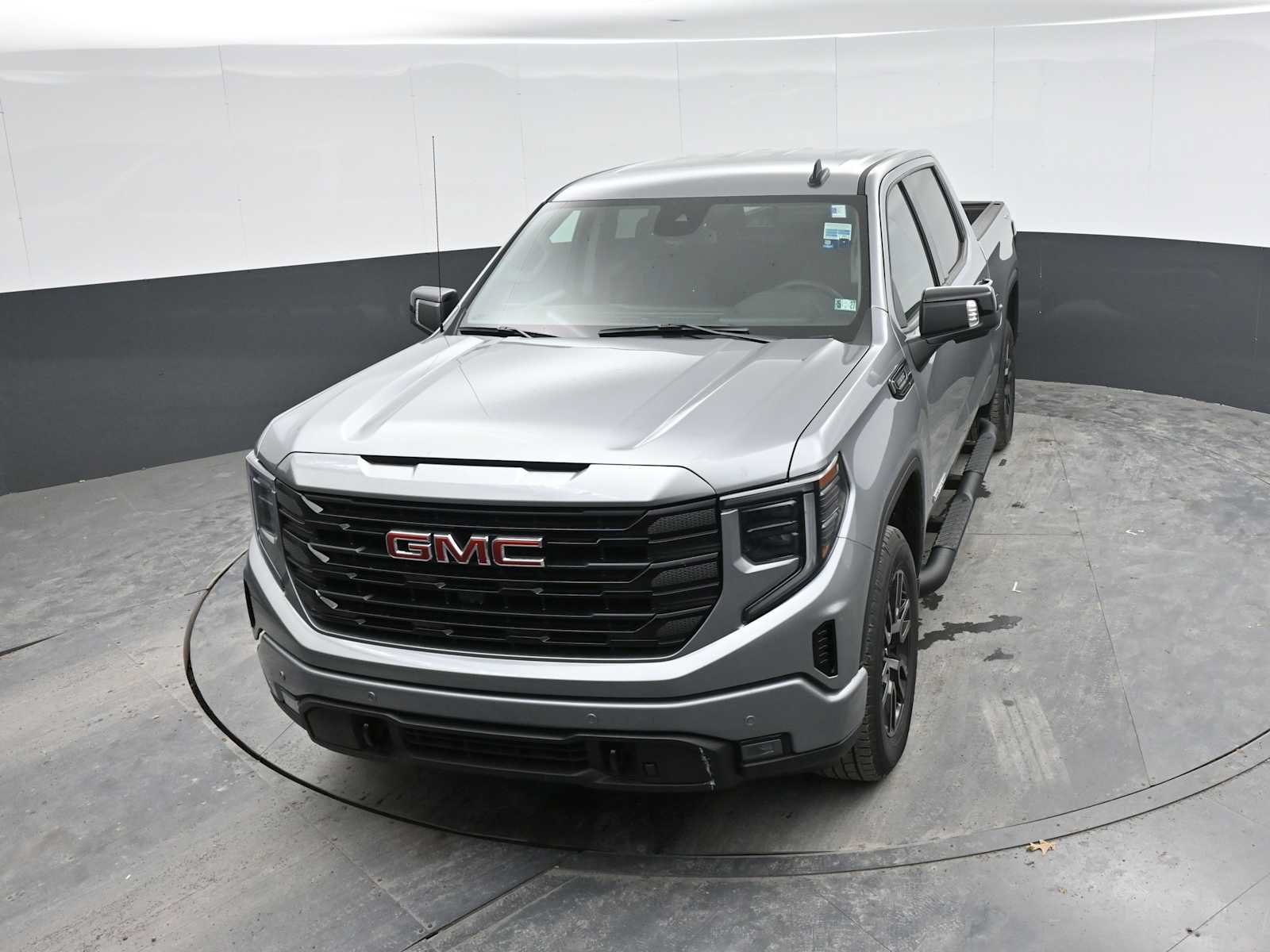 New 2026 GMC Sierra 1500 Elevation w/ Preferred Package AWD/4WD image 31