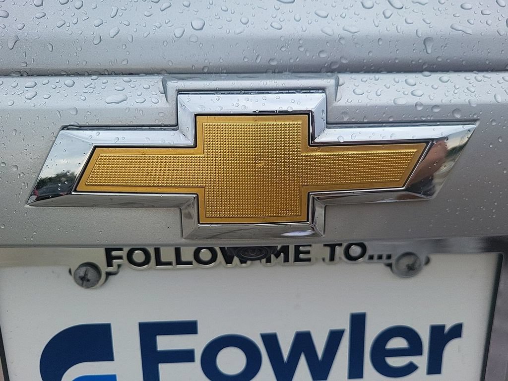 Used 2022 Chevrolet Trax LT w/ LT Convenience Package AWD/4WD image 36