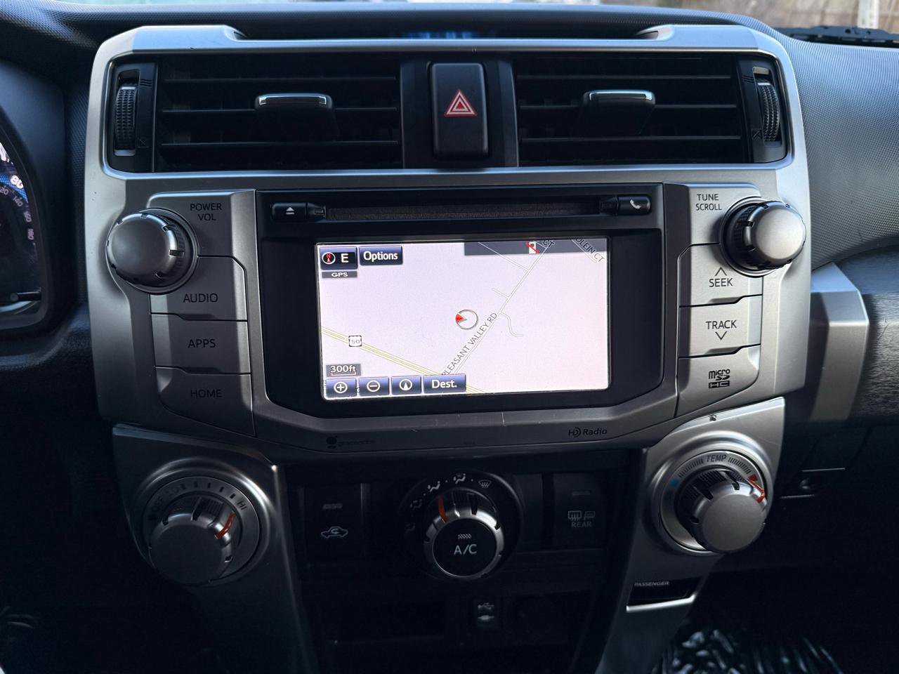 Used 2015 Toyota 4Runner SR5 image 34