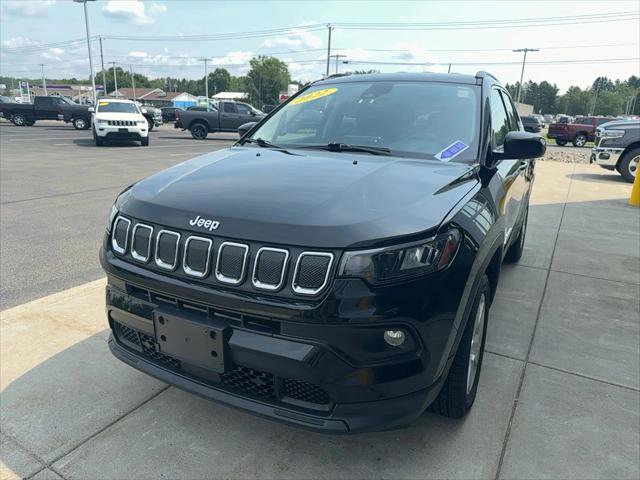 Certified 2022 Jeep Compass Latitude w/ Convenience Group image 1